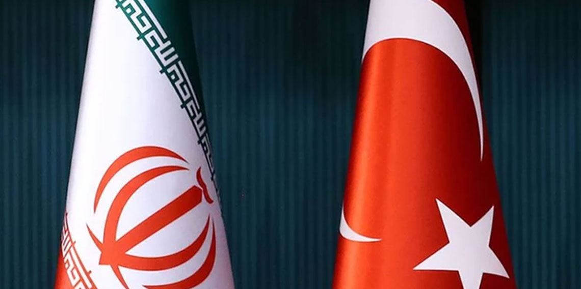 Türkiye'den İran'a tıbbi malzeme yardımı! 6 tır yola çıktı