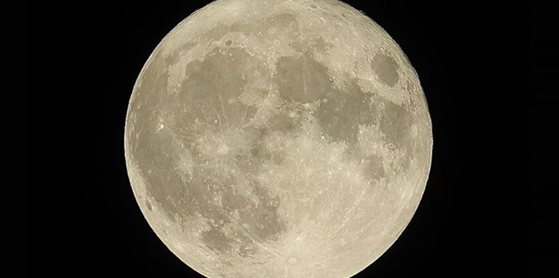 Çin, Ay'da iki yeni mineral keşfetti!