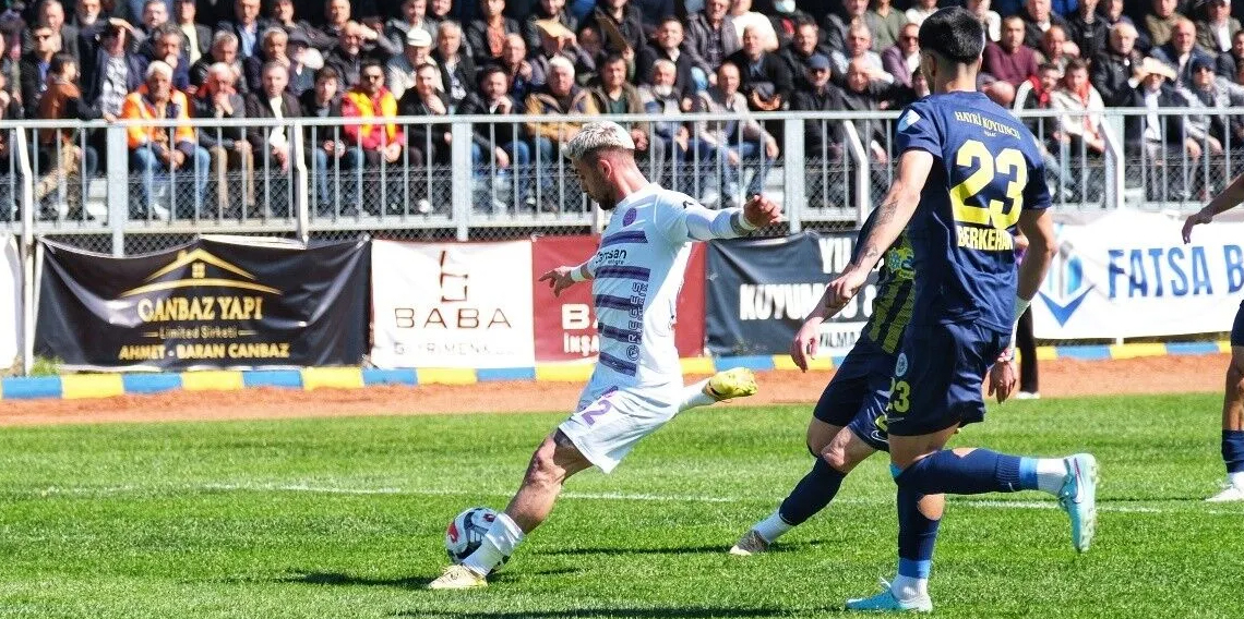 52 Orduspor Fatsa'yı Üçledi Avantajı Kaptı