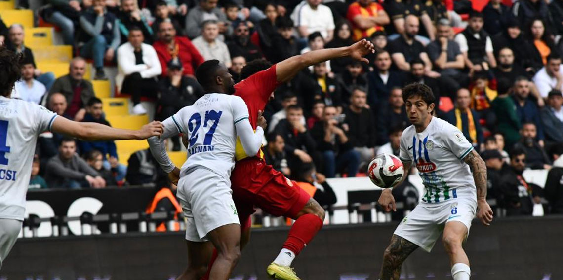 Çaykur Rizespor evinde ağır yaralı