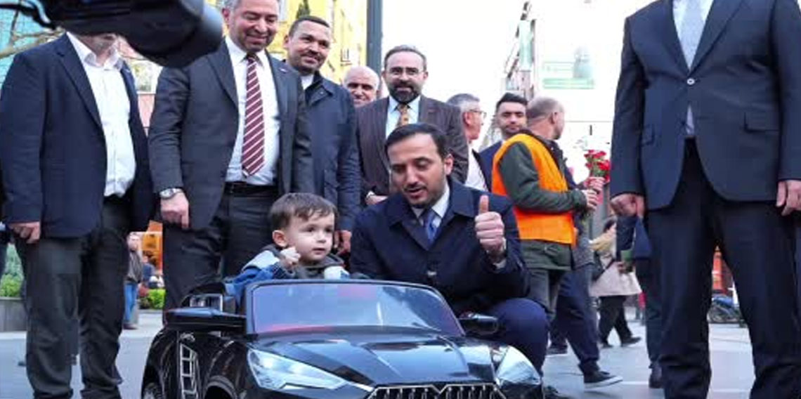 AK Parti İstanbul Milletvekilleri, Cuma günleri sahaya inerek vatandaşlarla buluşuyor