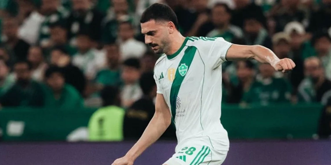 Merih Demiral'dan üst üste ikinci kez Asya Şampiyonlar Ligi şampiyonluğu