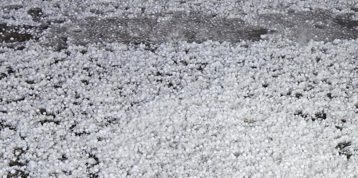 Elazığ’da dolu etkili oldu