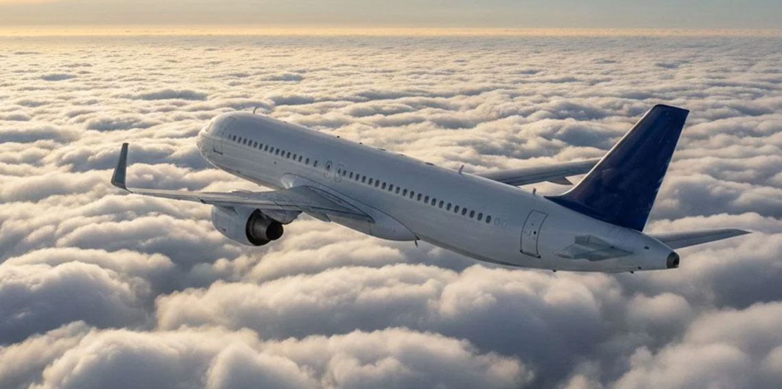 Antalya’dan kalkan Jet2 uçağında yolcular sorun çıkardı; uçak acil iniş yaptı