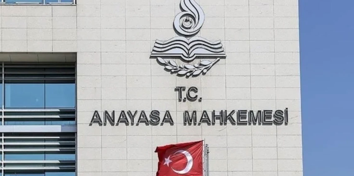 AYM'den 12 yıl süren dava için 330 bin liralık manevi tazminat kararı