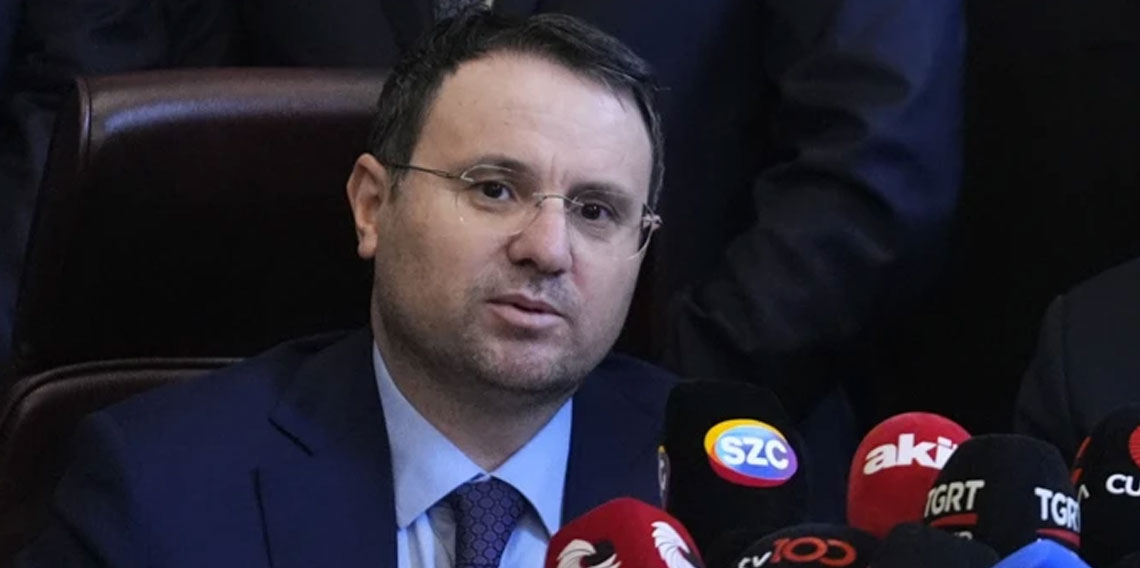 Gürlek'ten sosyal medya açıklaması: Yeni düzen nasıl olacak? TC kimlik detayı