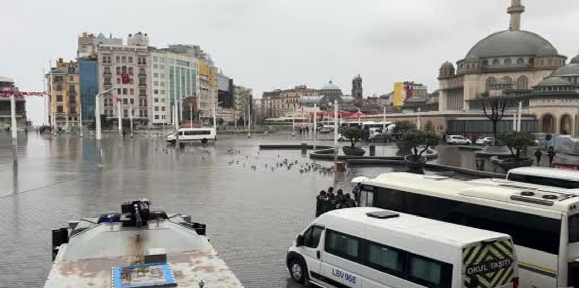 Taksim Meydanı'na çıkan yollar 1 Mayıs tedbirleri kapsamında kapatıldı