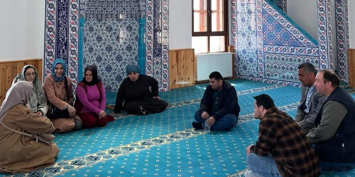 Bayburt’ta engelli vatandaşlar camide buluştu