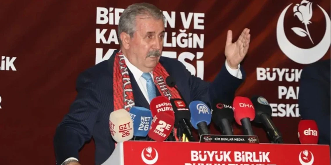 Destici net bir dille uyardı: 