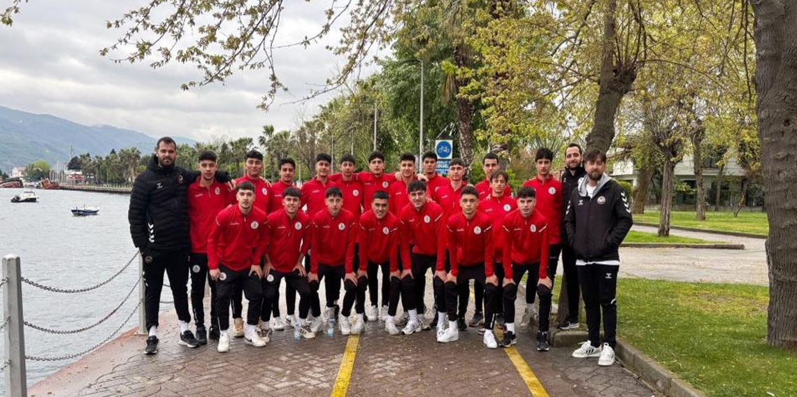 U18 Türkiye Futbol Şampiyonası’nda Körfez Gençlerbirliği sahaya çıkıyor
