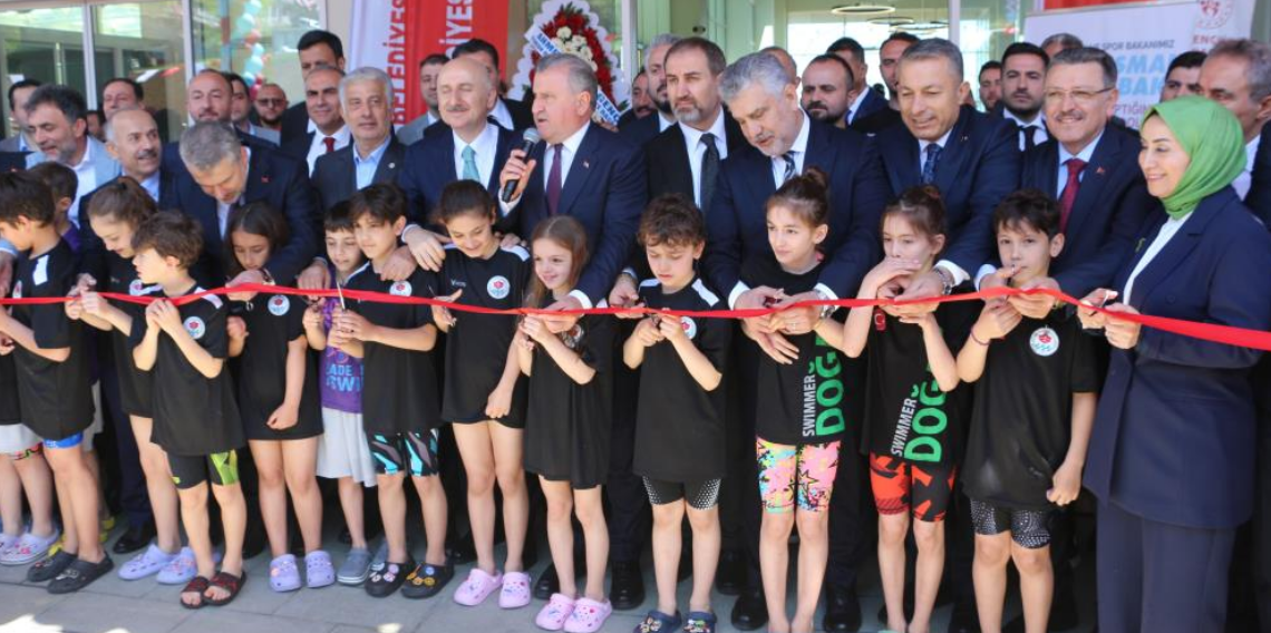 Bakan Bak: 