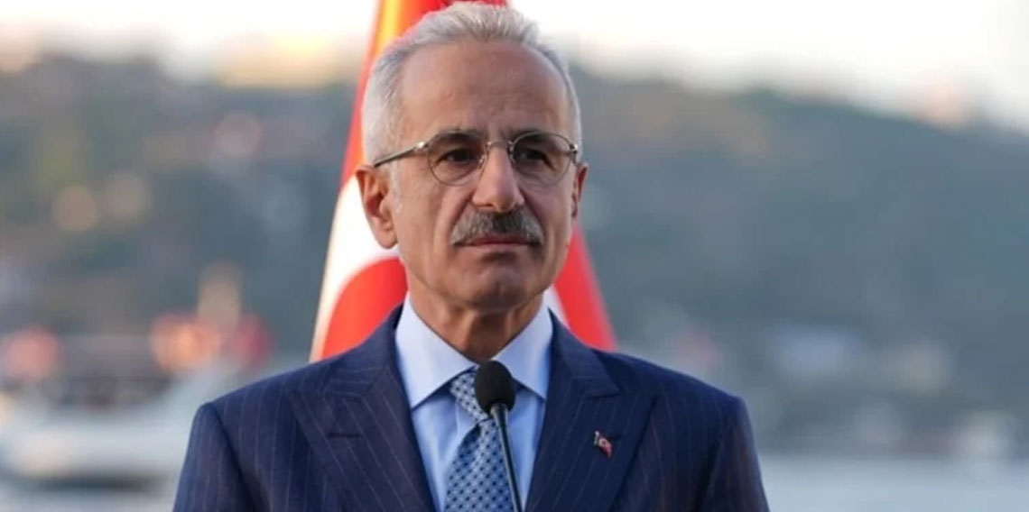 Abdulkadir Uraloğlu: 2026’nın en yoğun yolcu trafiği nisan ayında gerçekleşti