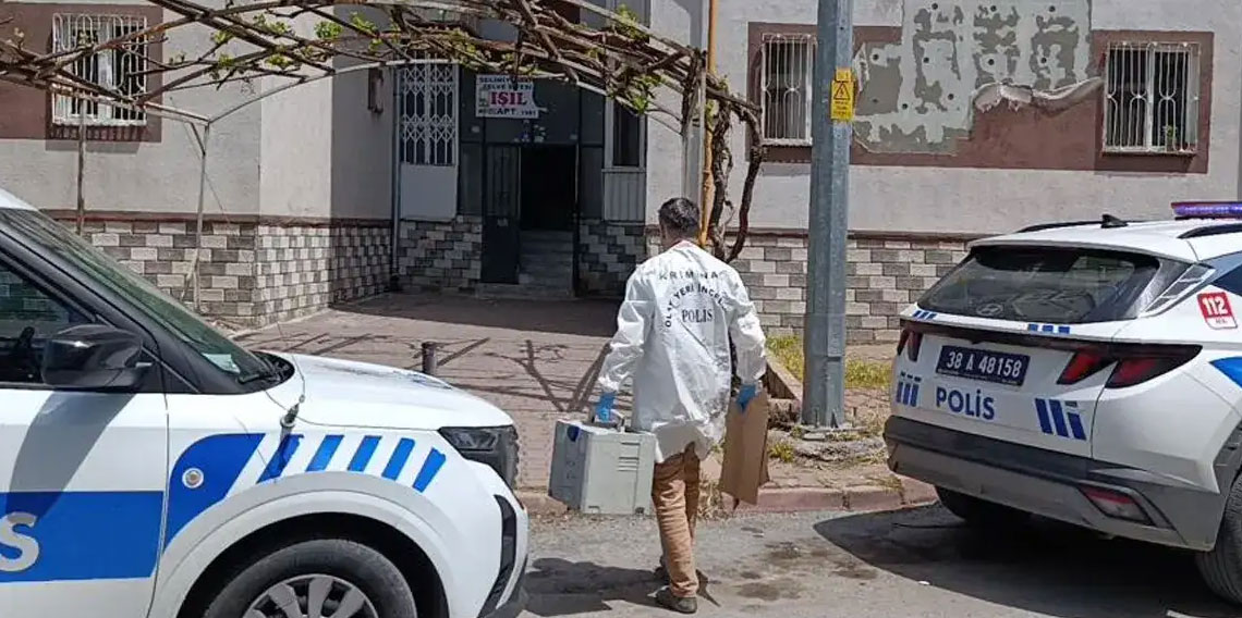 Silah sesi sonrası acı olay! Evinde ölü bulundu