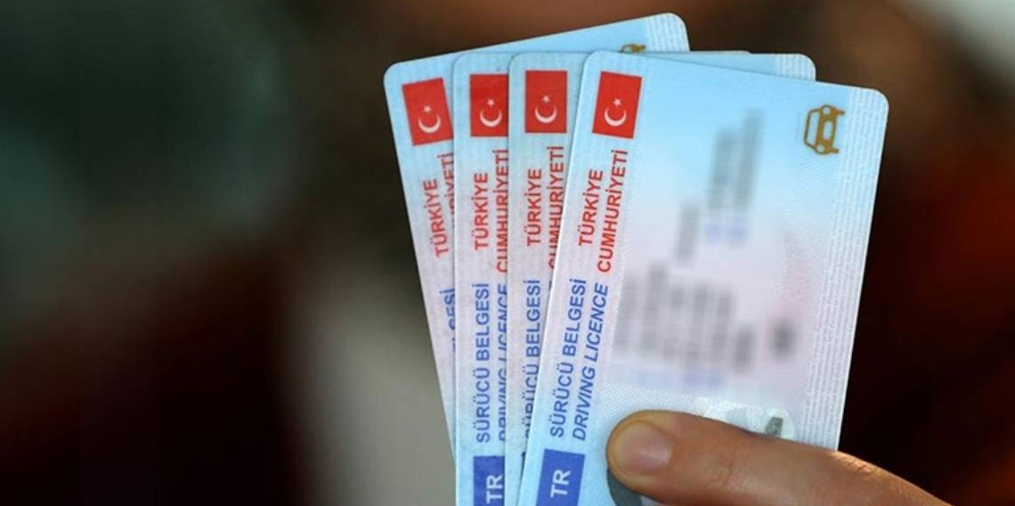 Sürücüleri ilgilendiriyor: Ehliyet kullanımında yeni dönem