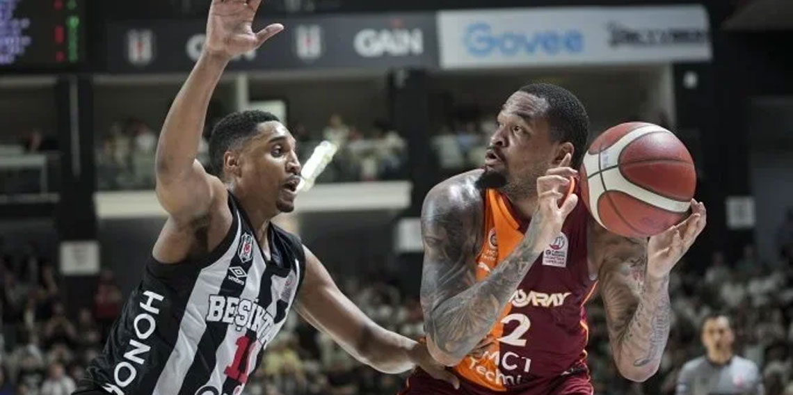 Pota derbisinde Galatasaray, Beşiktaş’ı devirdi!
