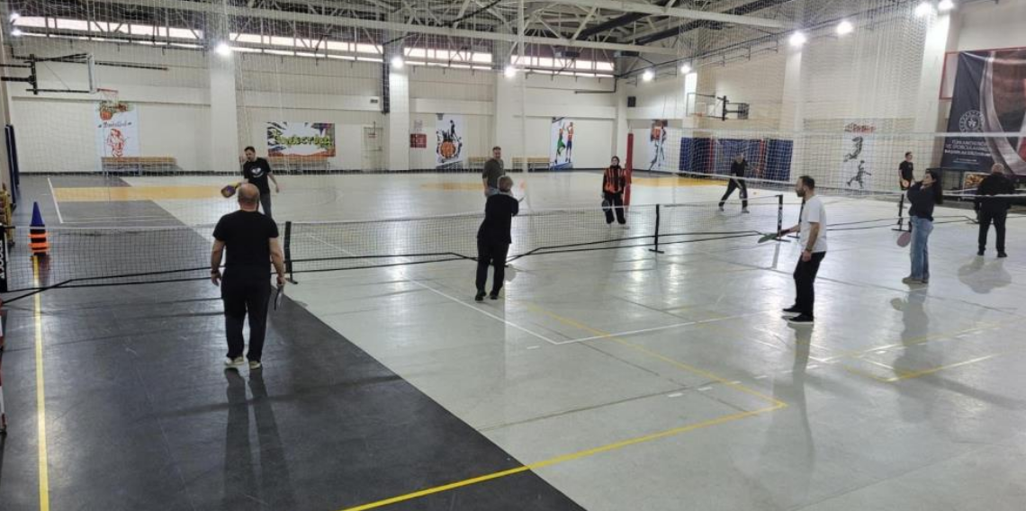 Dezenformasyona karşı pickleball