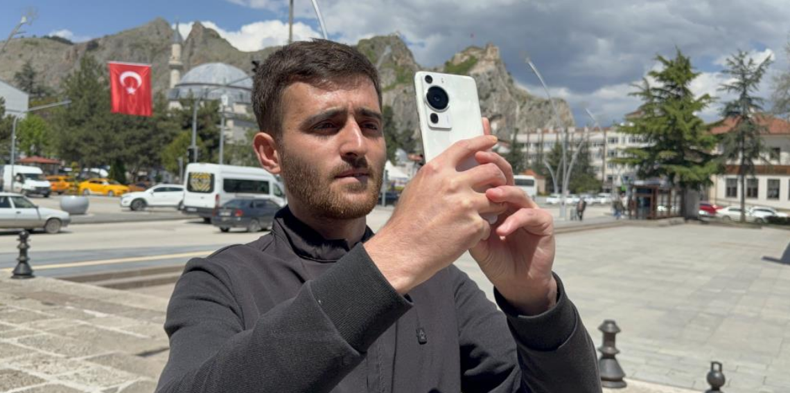 Dünya başarısı vize engelinin ardından şimdi de gümrüğe takıldı