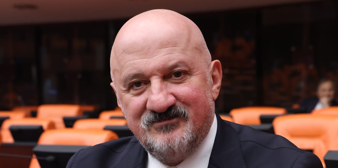 Uğur Bayraktutan: Çay Üreticisi Açlığa Mahküm Edildi