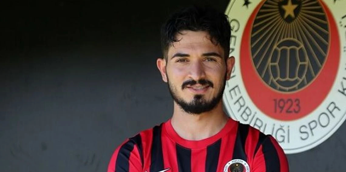 Fıratcan Üzüm: Trabzonspor Taraftarından Özür Dilerim