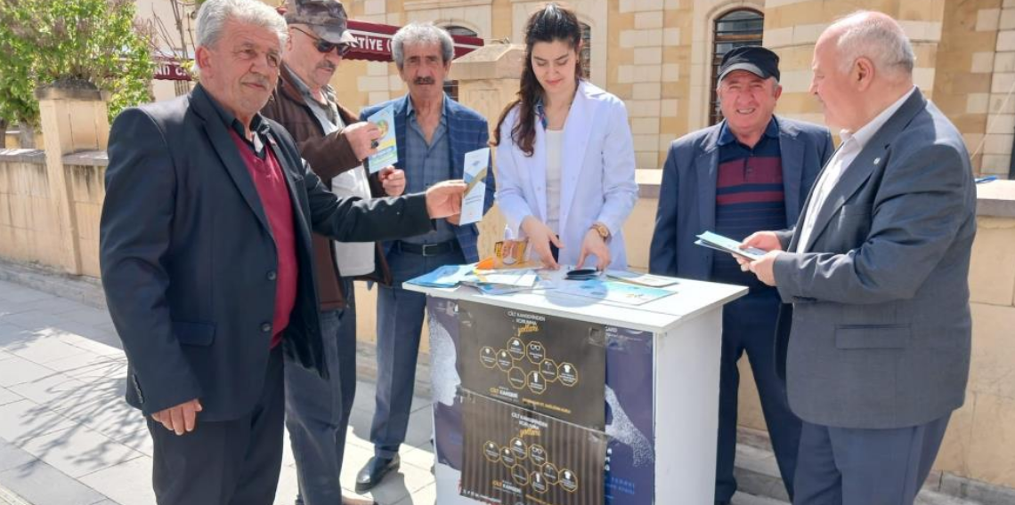 Bayburt’ta kronik hastalıklara karşı farkındalık standı açıldı