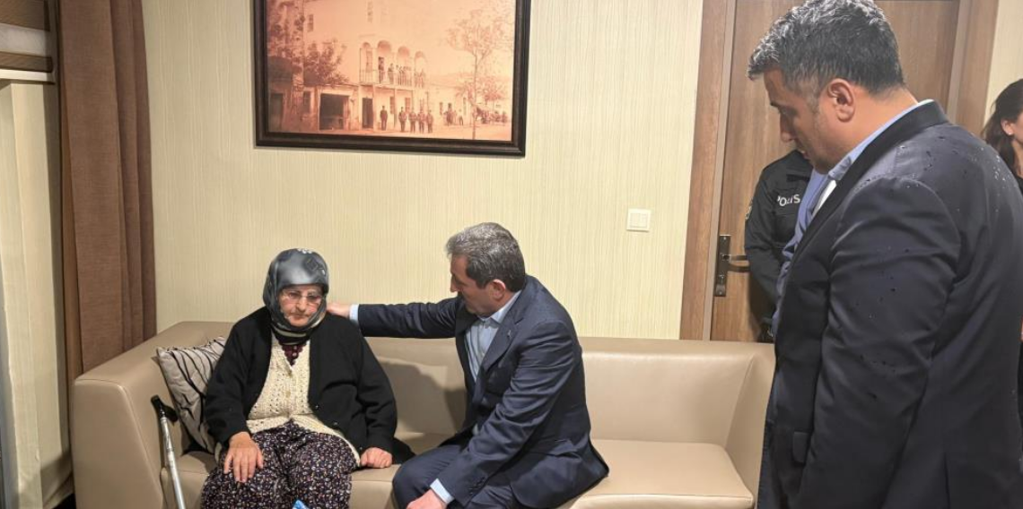 Şehit annesini Çorlu'ya vali ve başkan uğurladı
