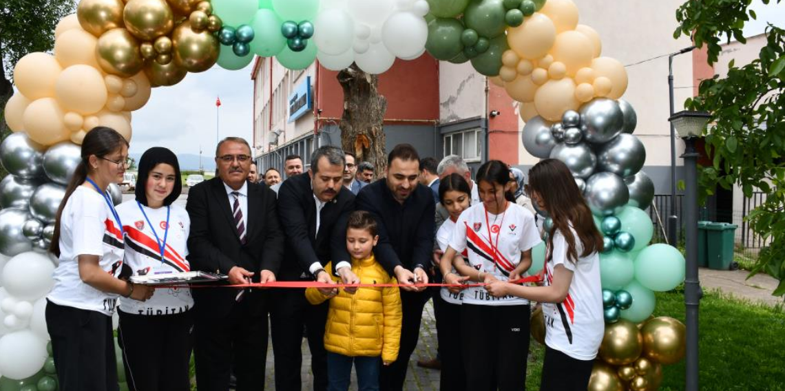 YBO’da bilim heyecanı: 16 proje görücüye çıktı