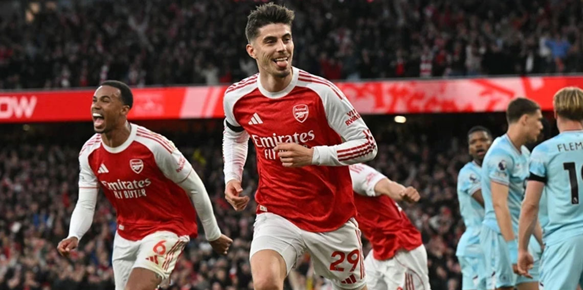 Premier Lig’de 22 yıl aradan sonra şampiyon Arsenal