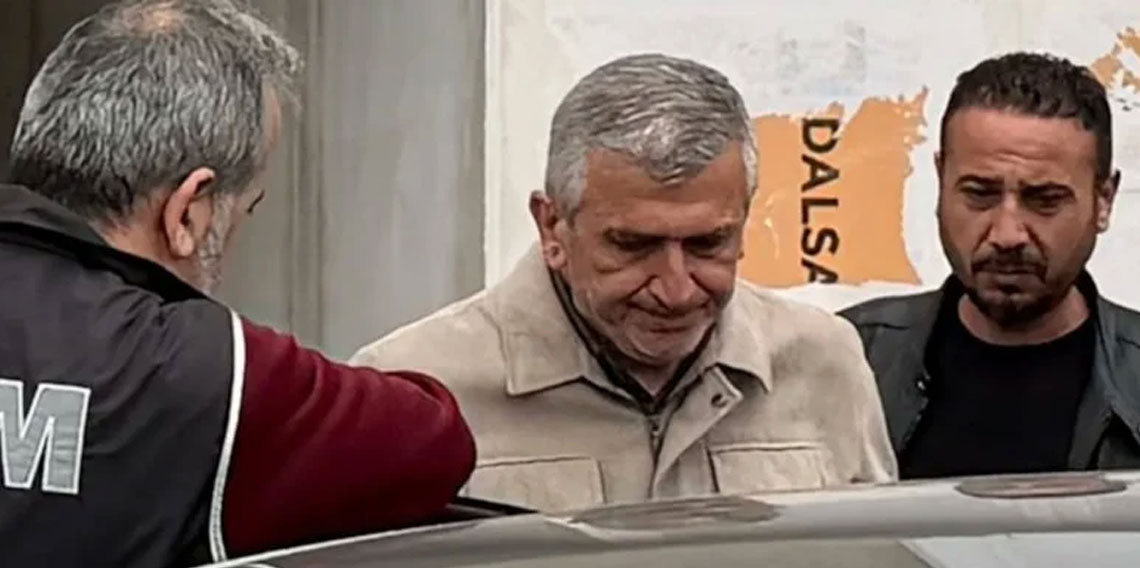 Akçakoca Belediye Başkanı Fikret Albayrak görevden uzaklaştırıldı!