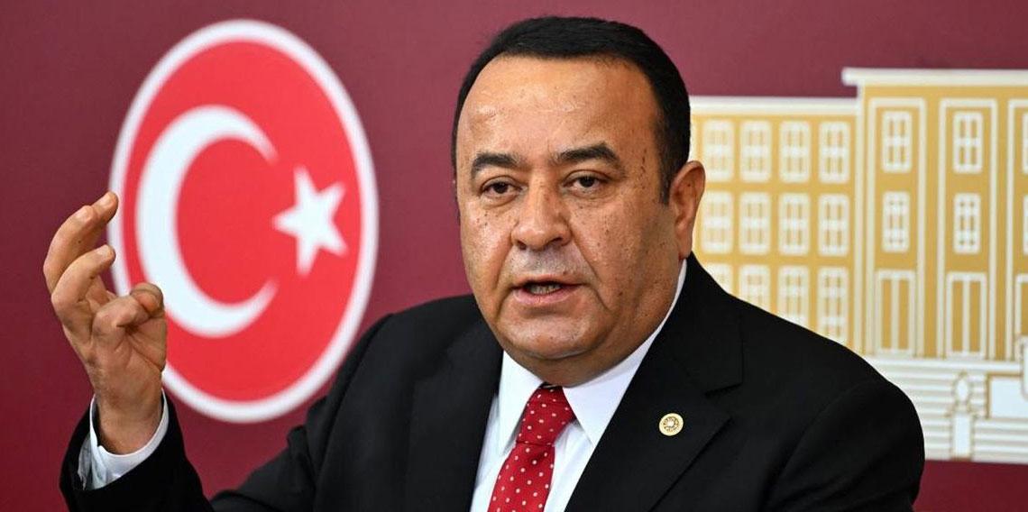 CHP'li Adnan Beker resti çekti: Kılıçdaroğlu ile çalışmam, istifa ederim