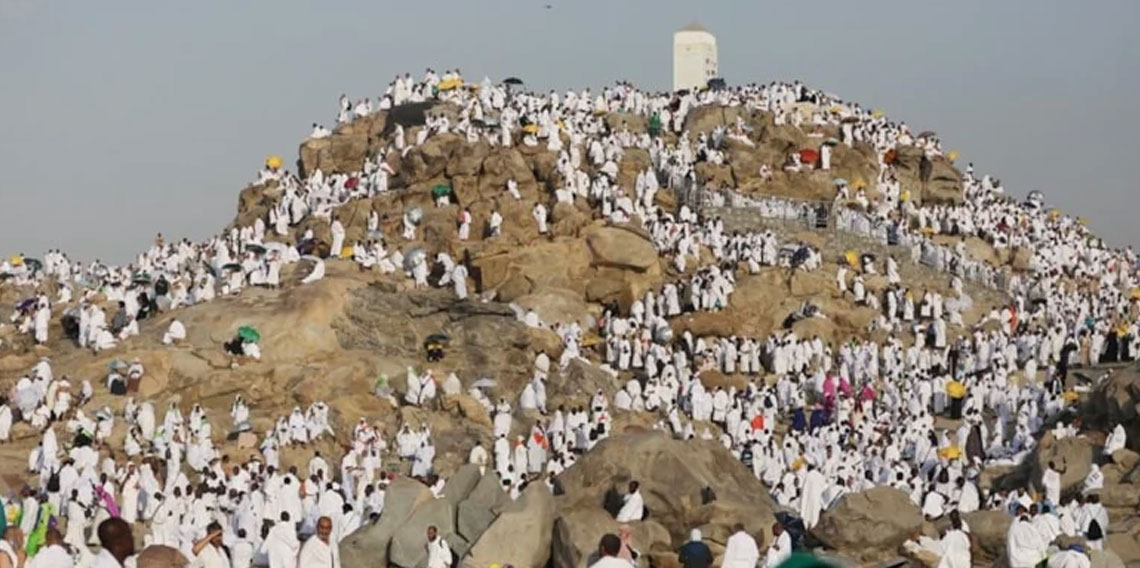 Türk hacı adaylarının Arafat'a intikali başladı!