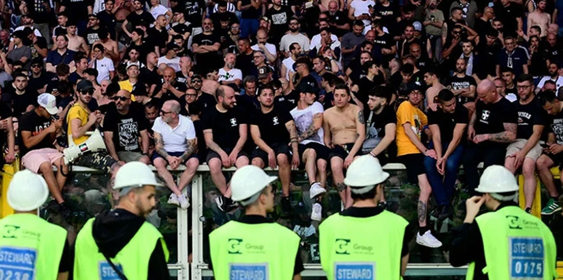 Torino-Juventus derbisinde kan döküldü! 1 taraftar ağır yaralandı