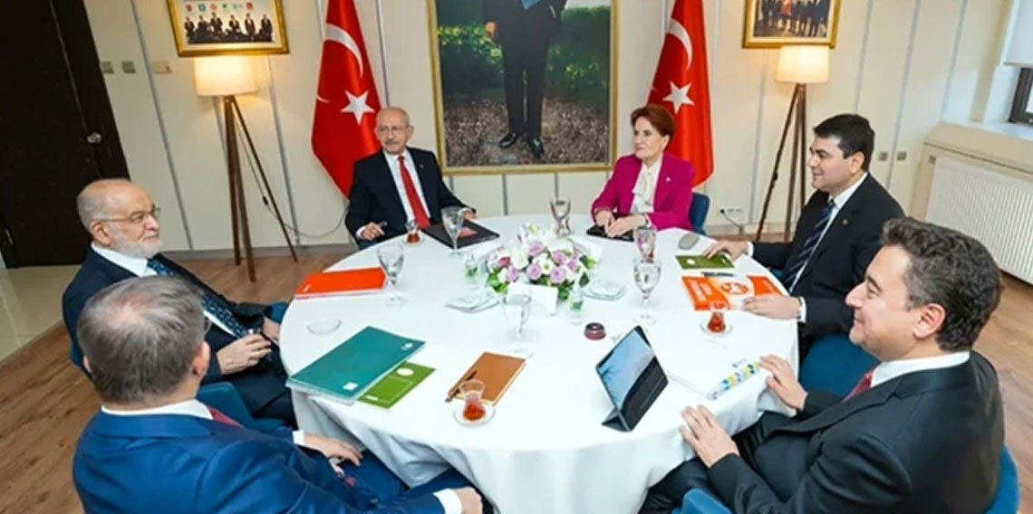 Altılı masadaydı! İşte Kılıçdaroğlu'nu arayıp tebrik eden isim