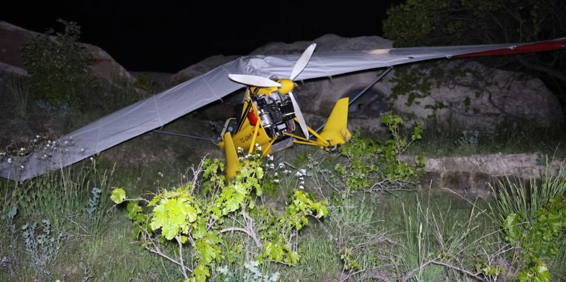 Kapadokya’da microlight hava aracı zorunlu iniş yaptı: 2 yaralı