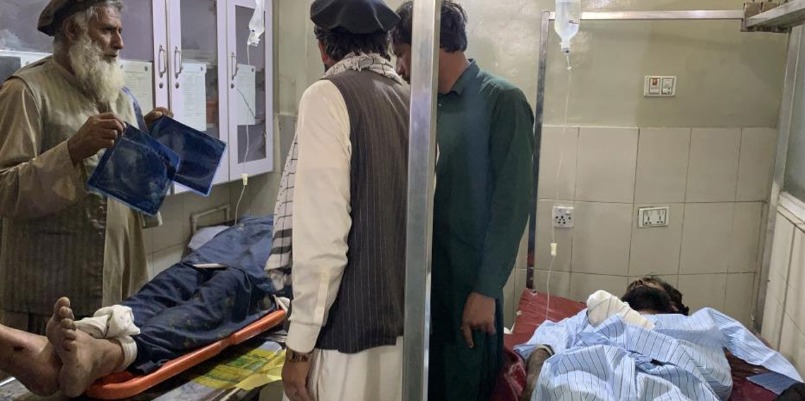 Afganistan'da mültecileri taşıyan kamyon devrildi: 22 ölü, 36 yaralı