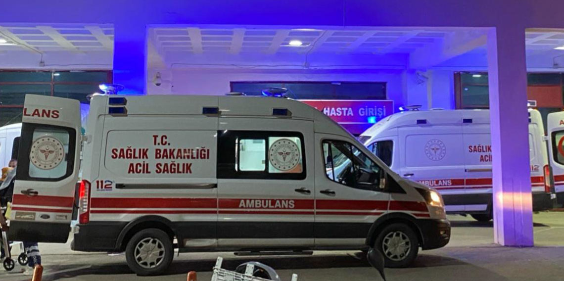 Bayram tatili dönüş yolunda feci kaza, 3’ü ağır 4 yaralı