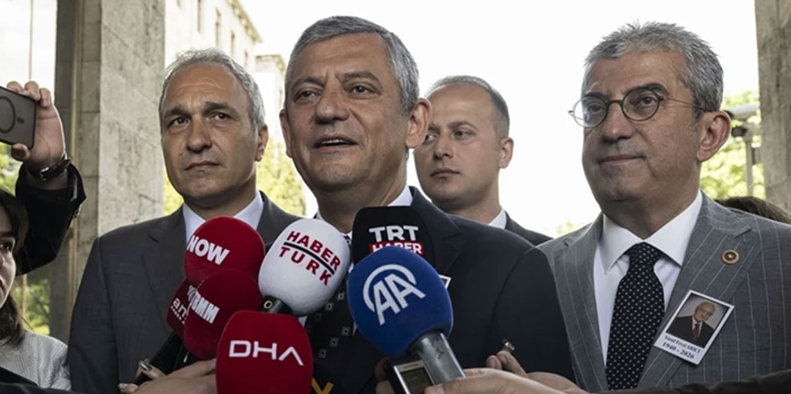 Özgür Özel'e grup toplantısı şoku! TBMM takvimi açıklandı