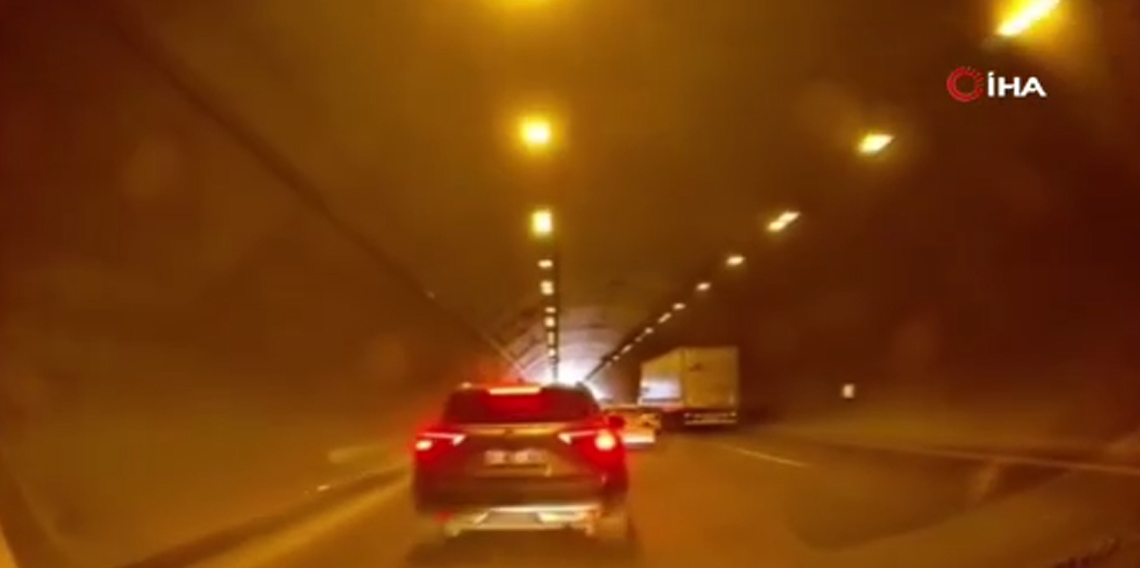 Osmaniye’de 6 araçın karıştığı zincirleme kazanın araç içi kamera görüntüsü ortaya çıktı