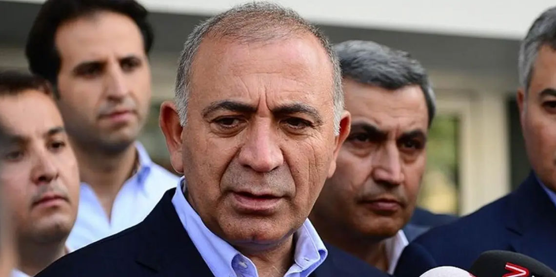 Gürsel Tekin'den kurultay çağrılarına cevap: Delegelerin meşruiyeti şaibeli