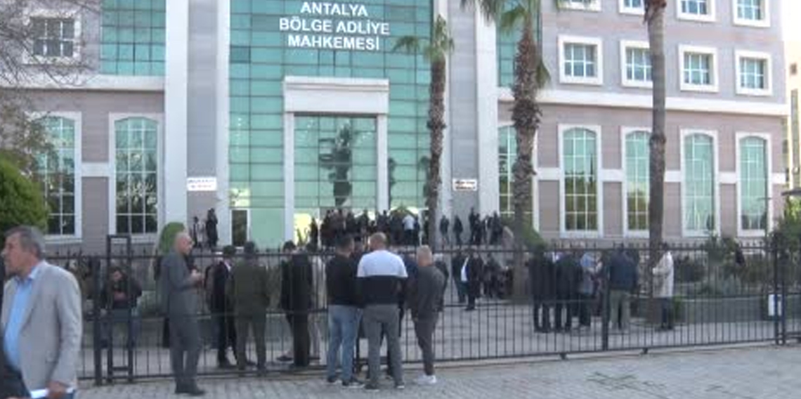 Antalya Büyükşehir'e yönelik soruşturmada dijital materyallere el konuldu