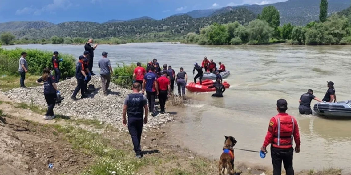 Tokat'ta feci olay! Kelkit Çayı'na düşen gençlerden acı haber