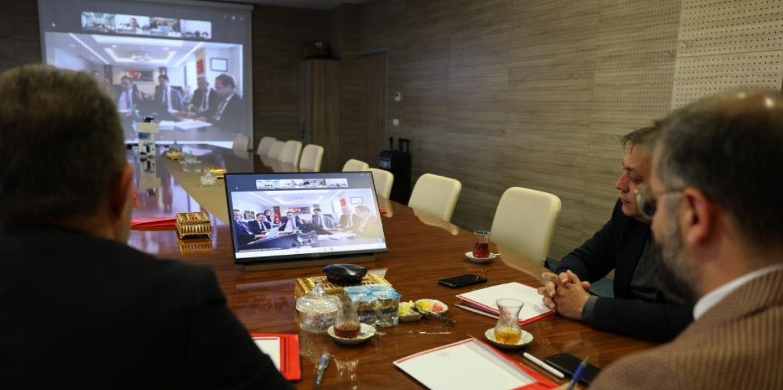 Bayburt’un sağlık hizmetleri 81 il değerlendirme toplantısında ele alındı