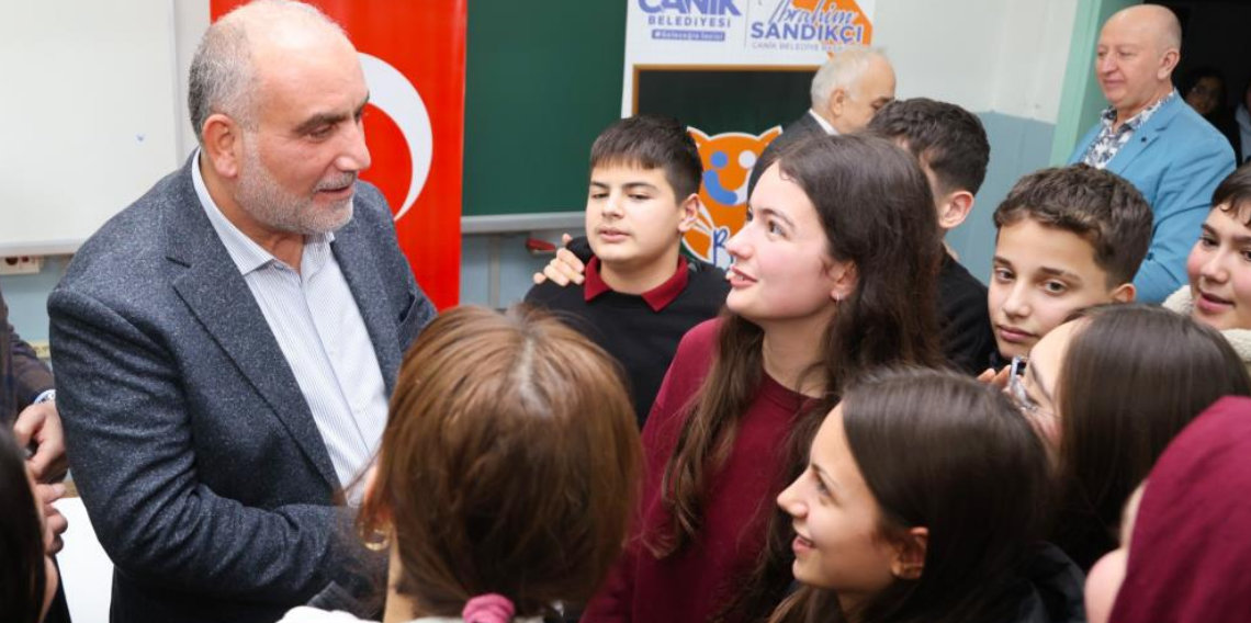 Canik Belediyesi'nden gençlere ücretsiz YKS ve LGS simülasyonu