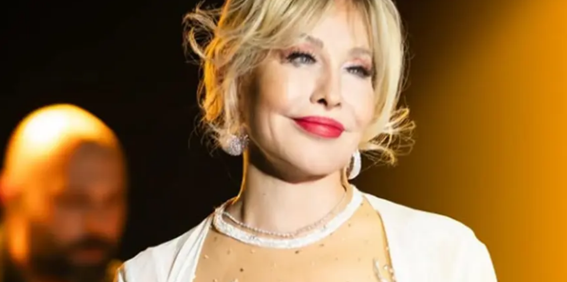 Emel Sayın'dan Sevenlerini Üzen Açıklama