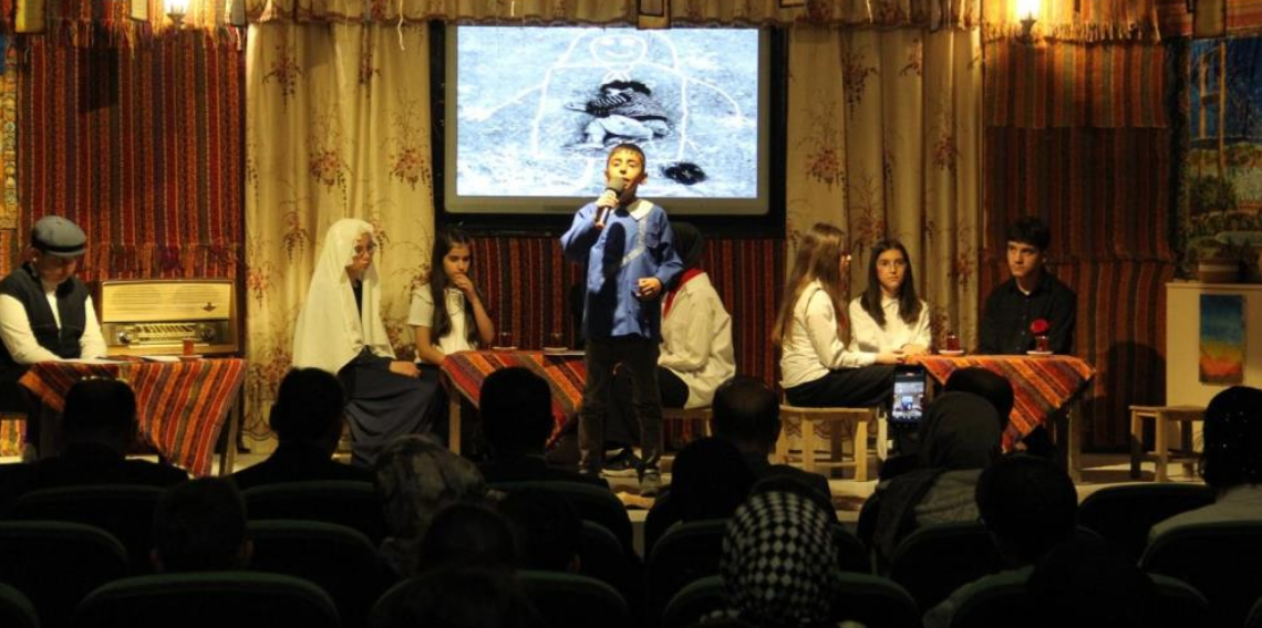 Bayburt'ta Şiir Dinletisi ve Karma Resim Sergisi Büyük Beğeni Topladı