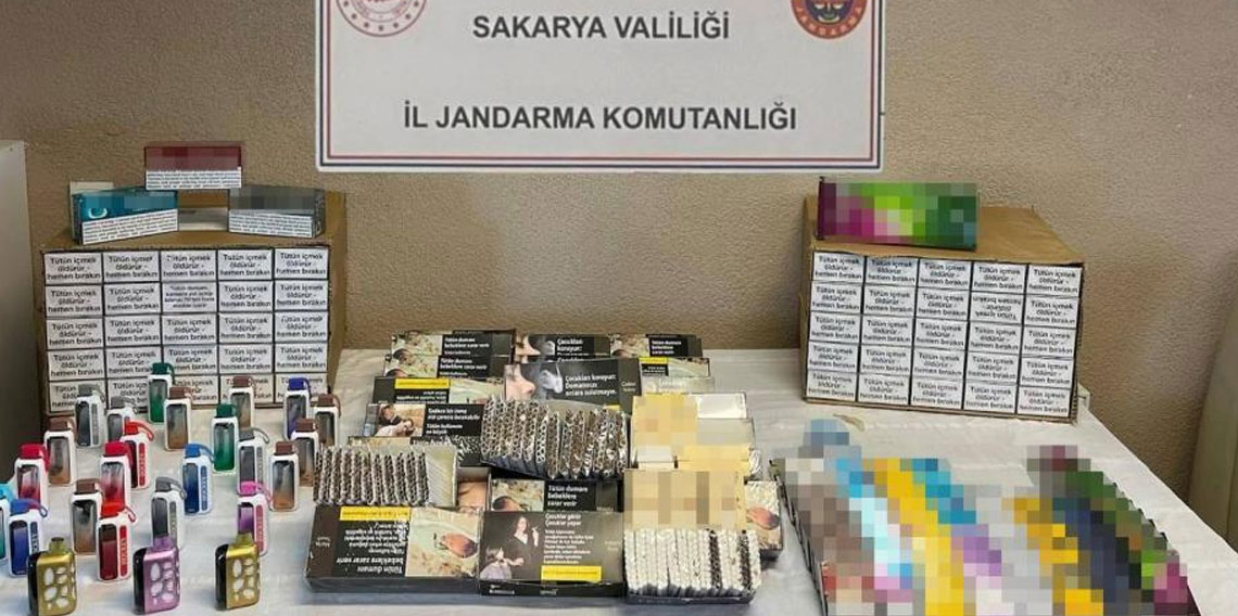 Sakarya'nın 3 ilçesinde uyuşturucu operasyonu: 4 gözaltı