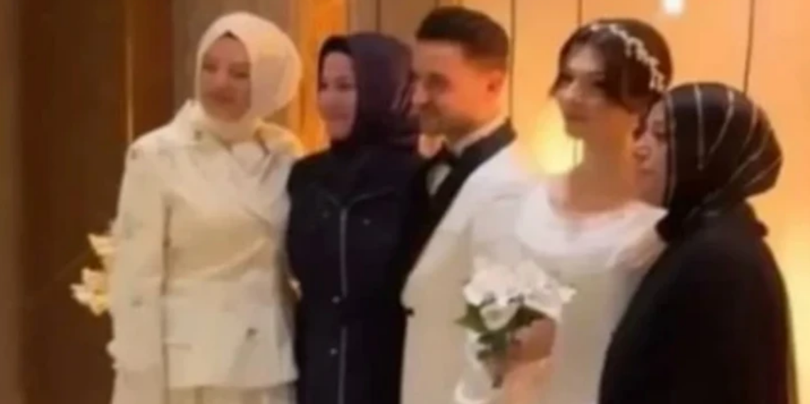 Kadir Ezildi'nin Kardeşinin Düğününde Kıyafet Tartışması! 
