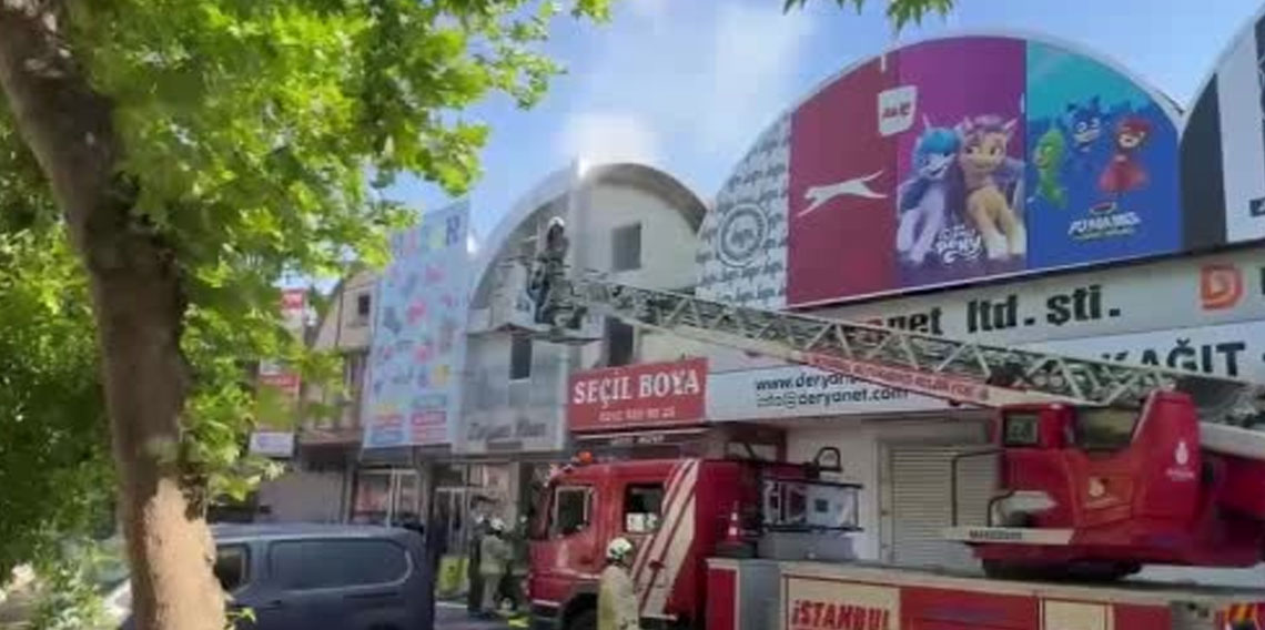 Bağcılar İSTOÇ’ta iş yerinde yangın paniği