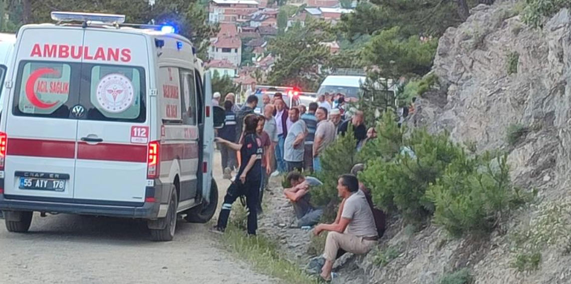 Samsun'da traktör uçuruma yuvarlandı: 1 ölü, 1 yaralı