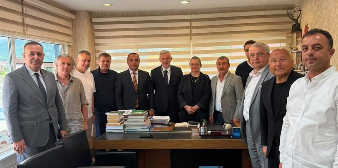 Ulusal Fındık Konseyi'nden Sebahattin Arslantürk'e Vefa