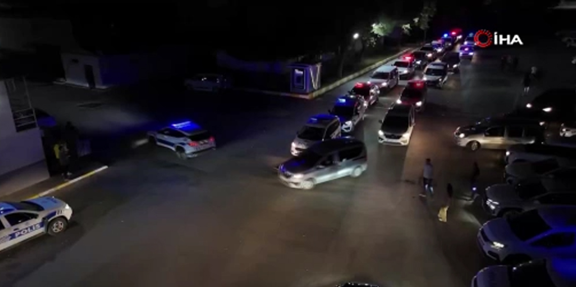 İzmir merkezli 12 ilde FETÖ operasyonu: 80 şüpheli yakalandı